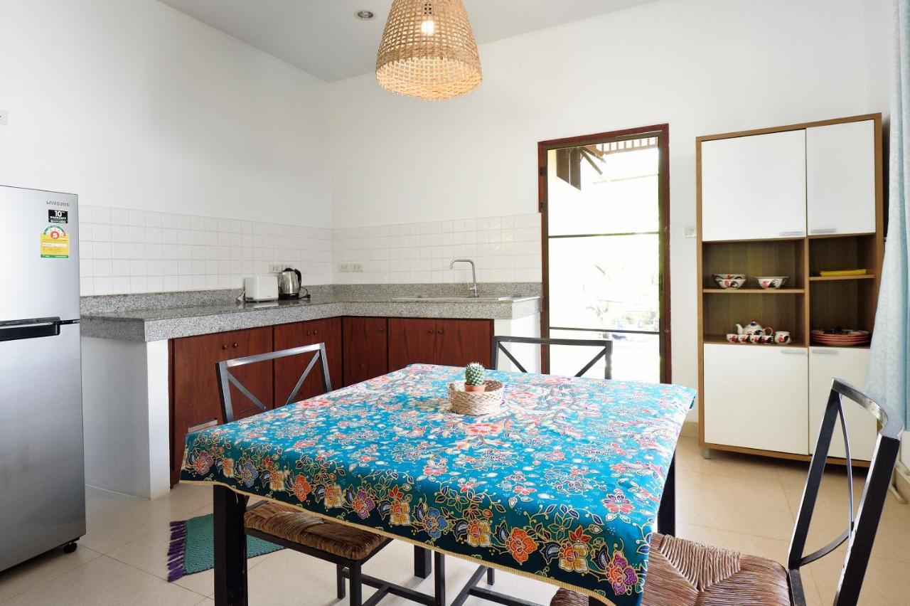 Lanta Beer House Hotel Ko Lanta Екстериор снимка