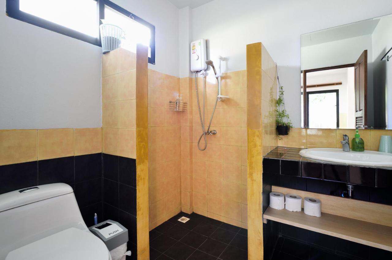 Lanta Beer House Hotel Ko Lanta Екстериор снимка