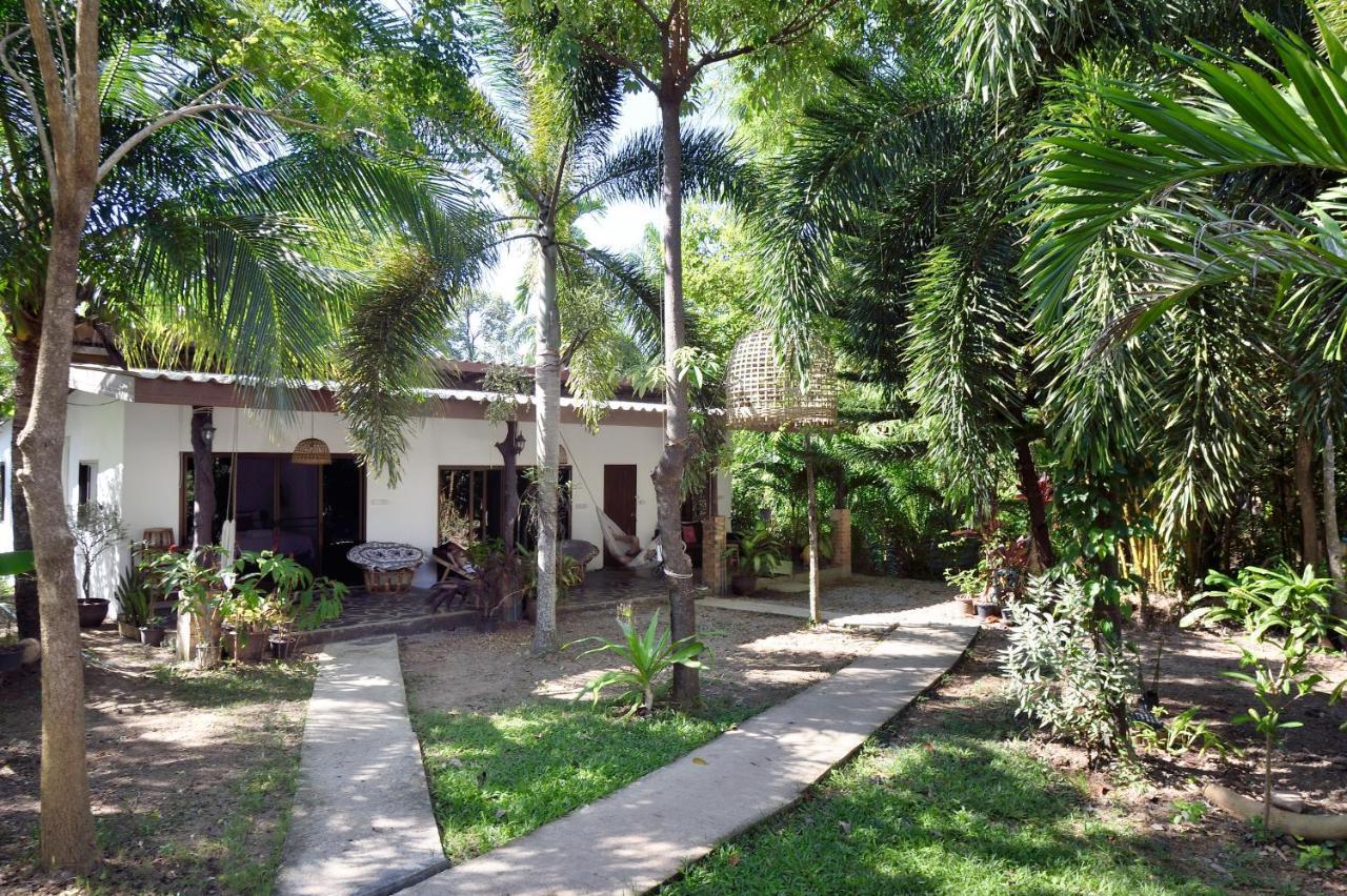 Lanta Beer House Hotel Ko Lanta Екстериор снимка