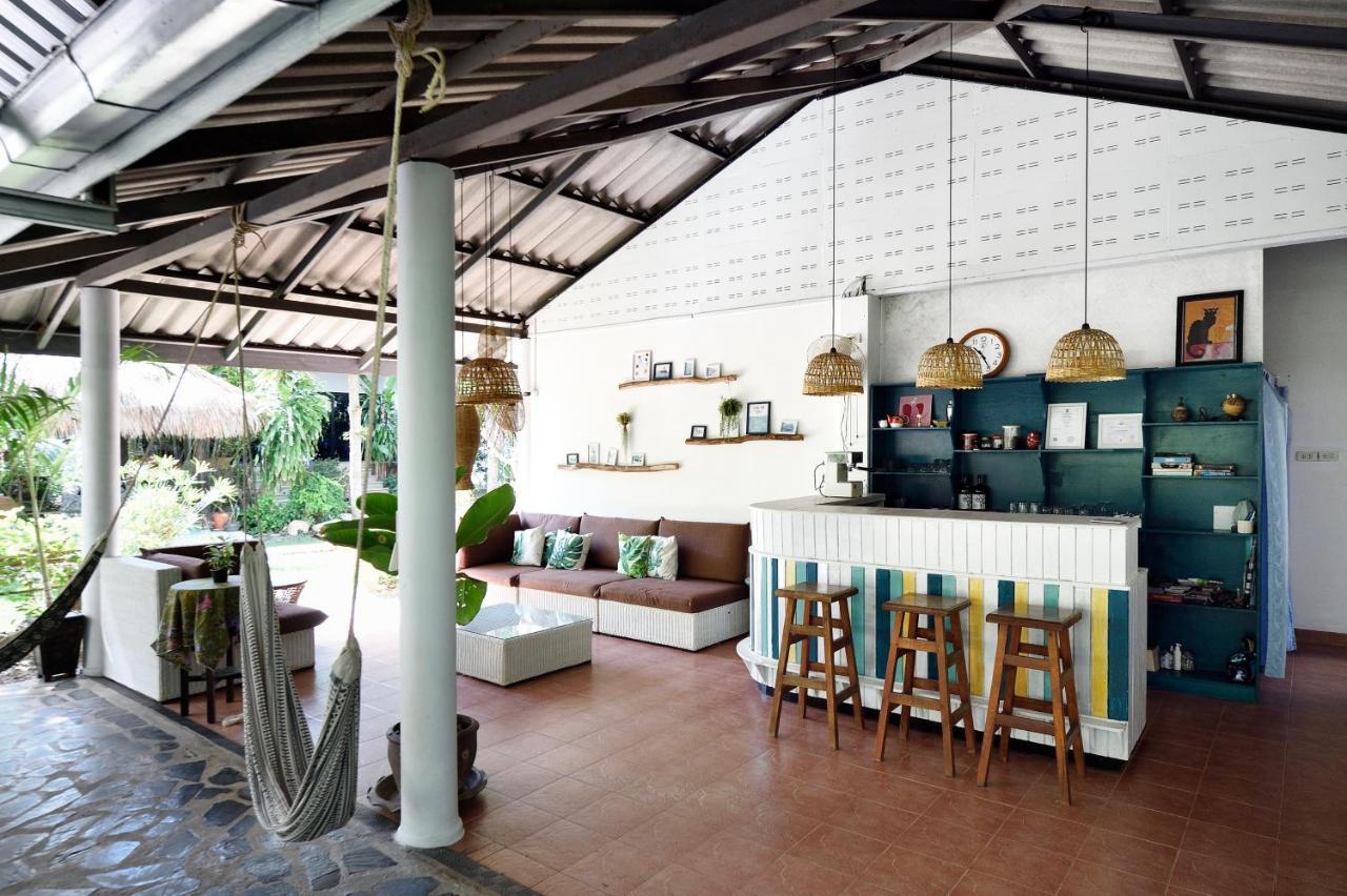 Lanta Beer House Hotel Ko Lanta Екстериор снимка